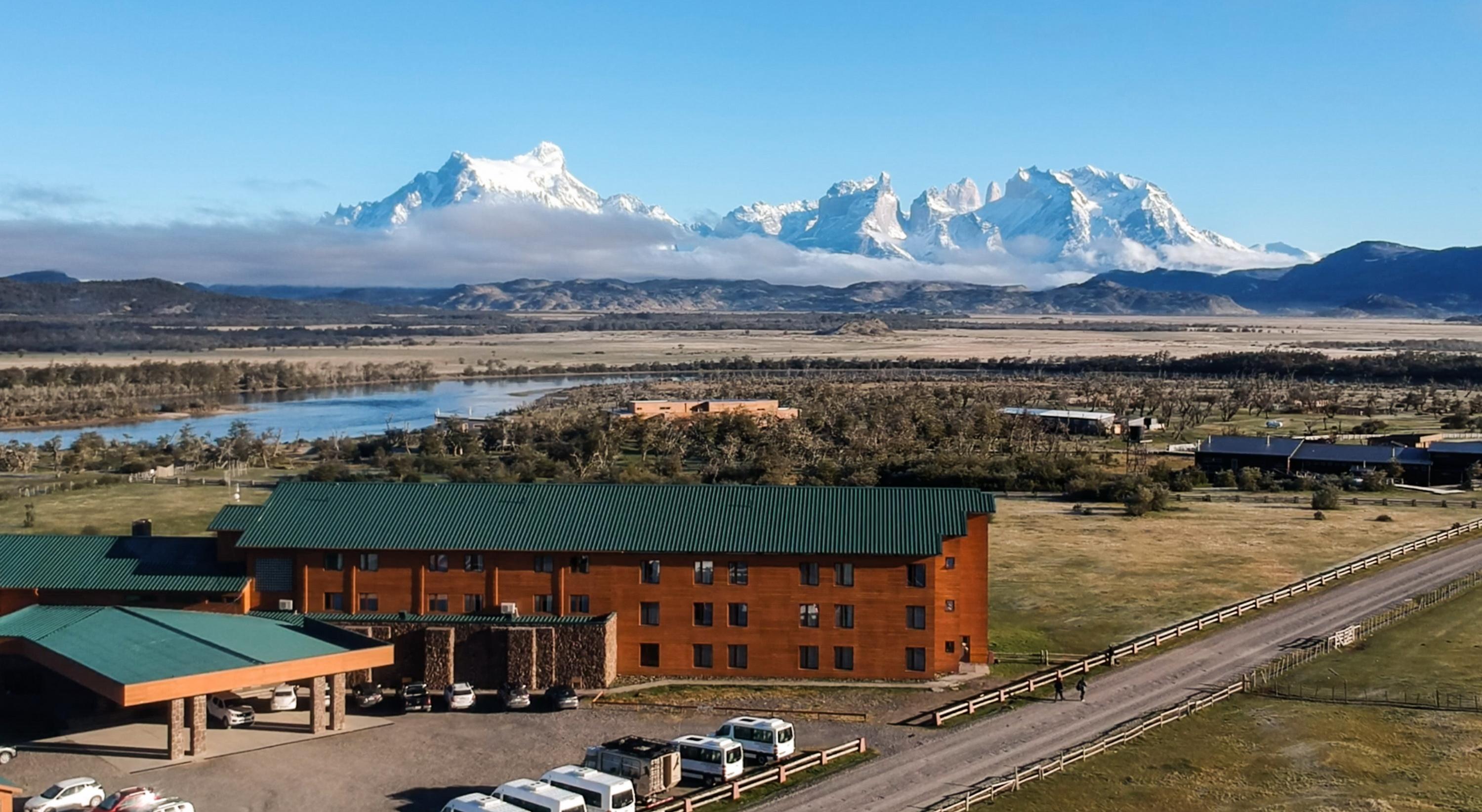 Rio Serrano Hotel And Spa Torres del Paine National Park Exteriör bild